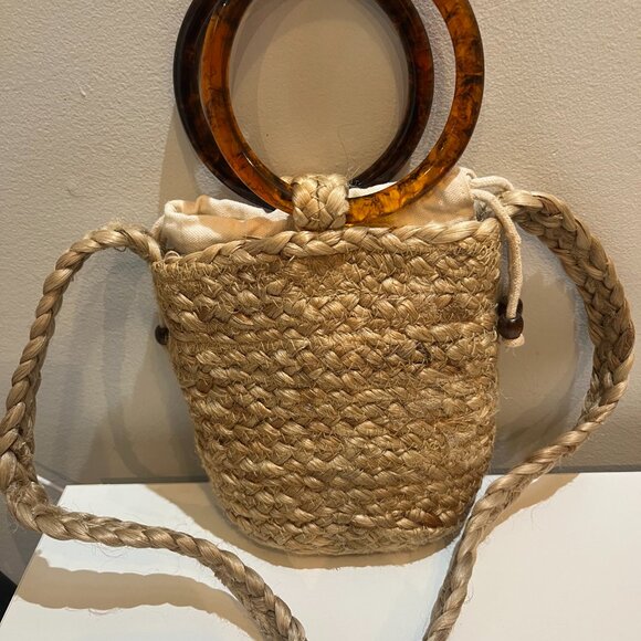 Aritzia Main Character Mini Jute Bucket Bag - Picture 1 of 3